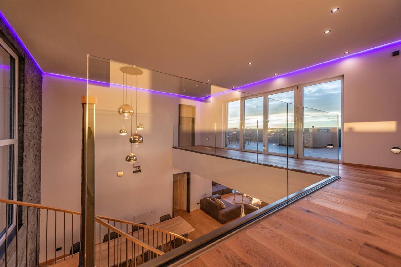 Moderne Villa Mit Whirlpool Und Heimkino ヴァルトキルヒェン エクステリア 写真