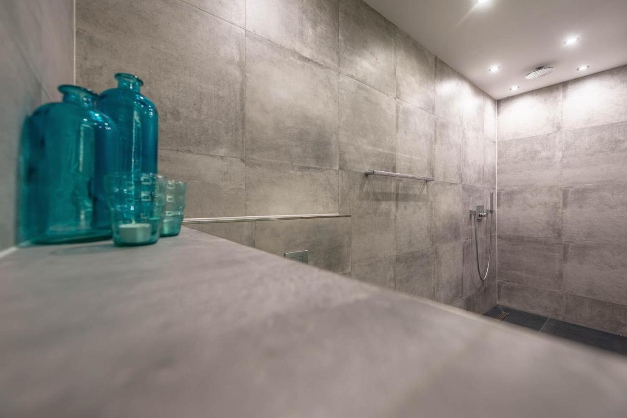Moderne Villa Mit Whirlpool Und Heimkino ヴァルトキルヒェン エクステリア 写真