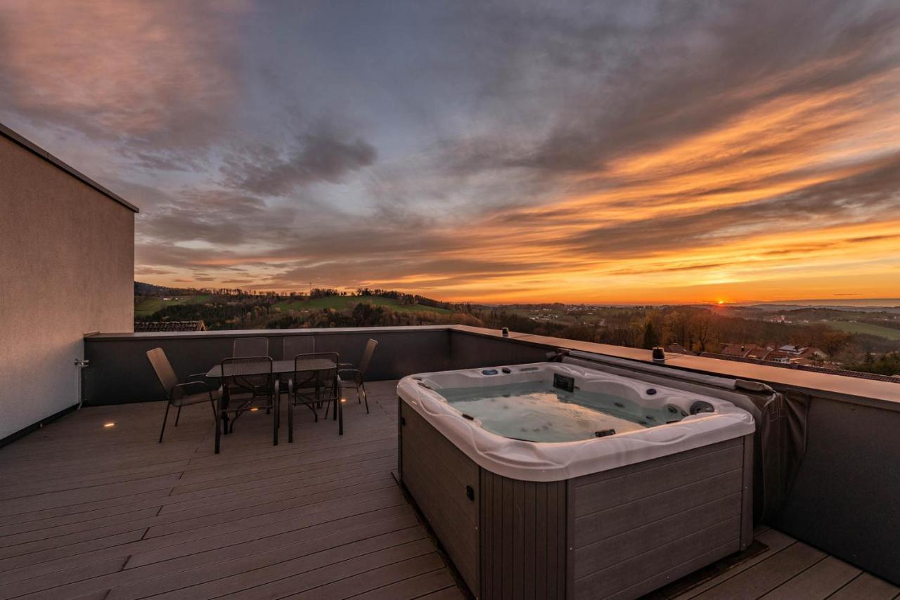 Moderne Villa Mit Whirlpool Und Heimkino ヴァルトキルヒェン エクステリア 写真