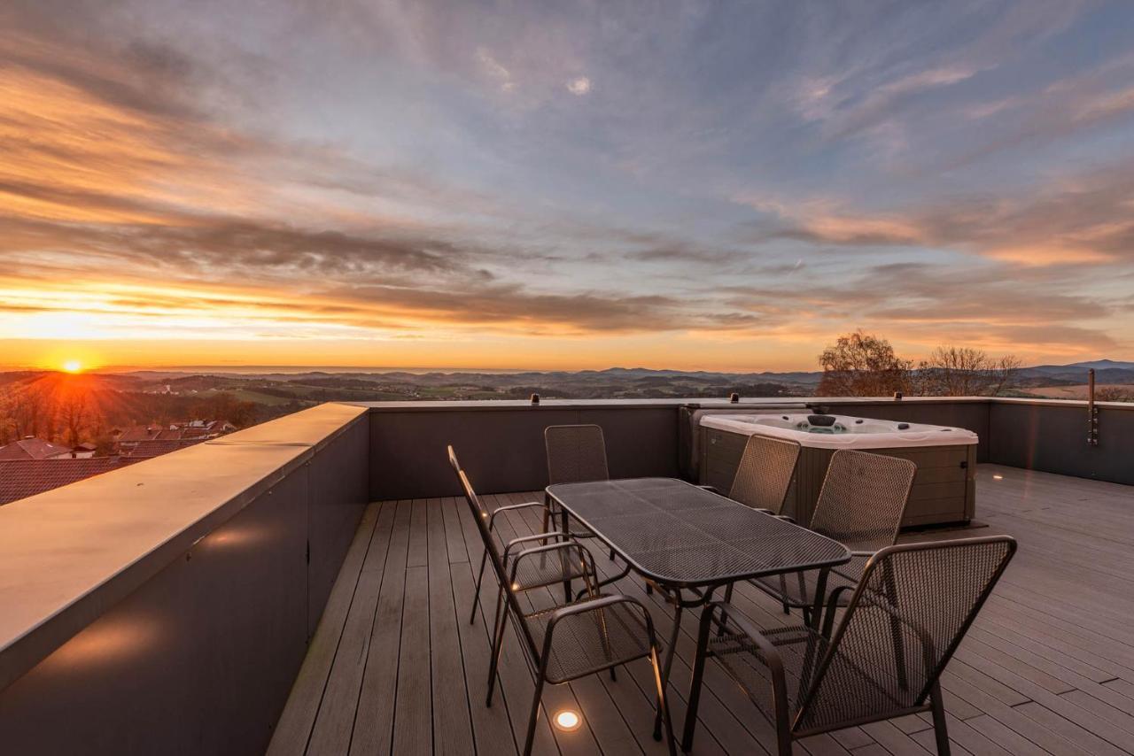 Moderne Villa Mit Whirlpool Und Heimkino ヴァルトキルヒェン エクステリア 写真